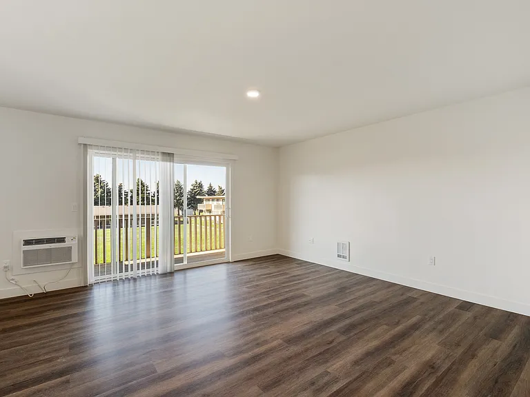 2x1 R Living Room