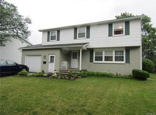 20 Davis Rd, West Seneca, NY 14224