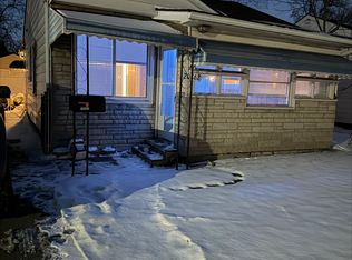 20862 Atlantic Ave, Warren, MI 48091