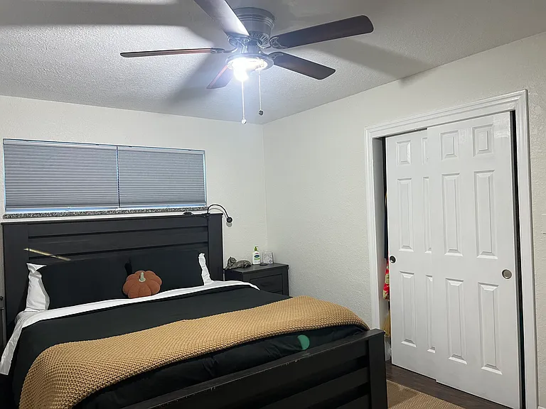 1000 Alcazar Way S — Photo 11