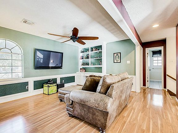 2nd image of 12927 Elmington Dr