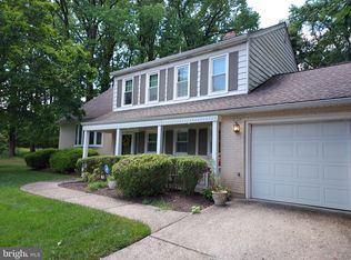 8 Magnolia Ct, Wilmington, DE 19810