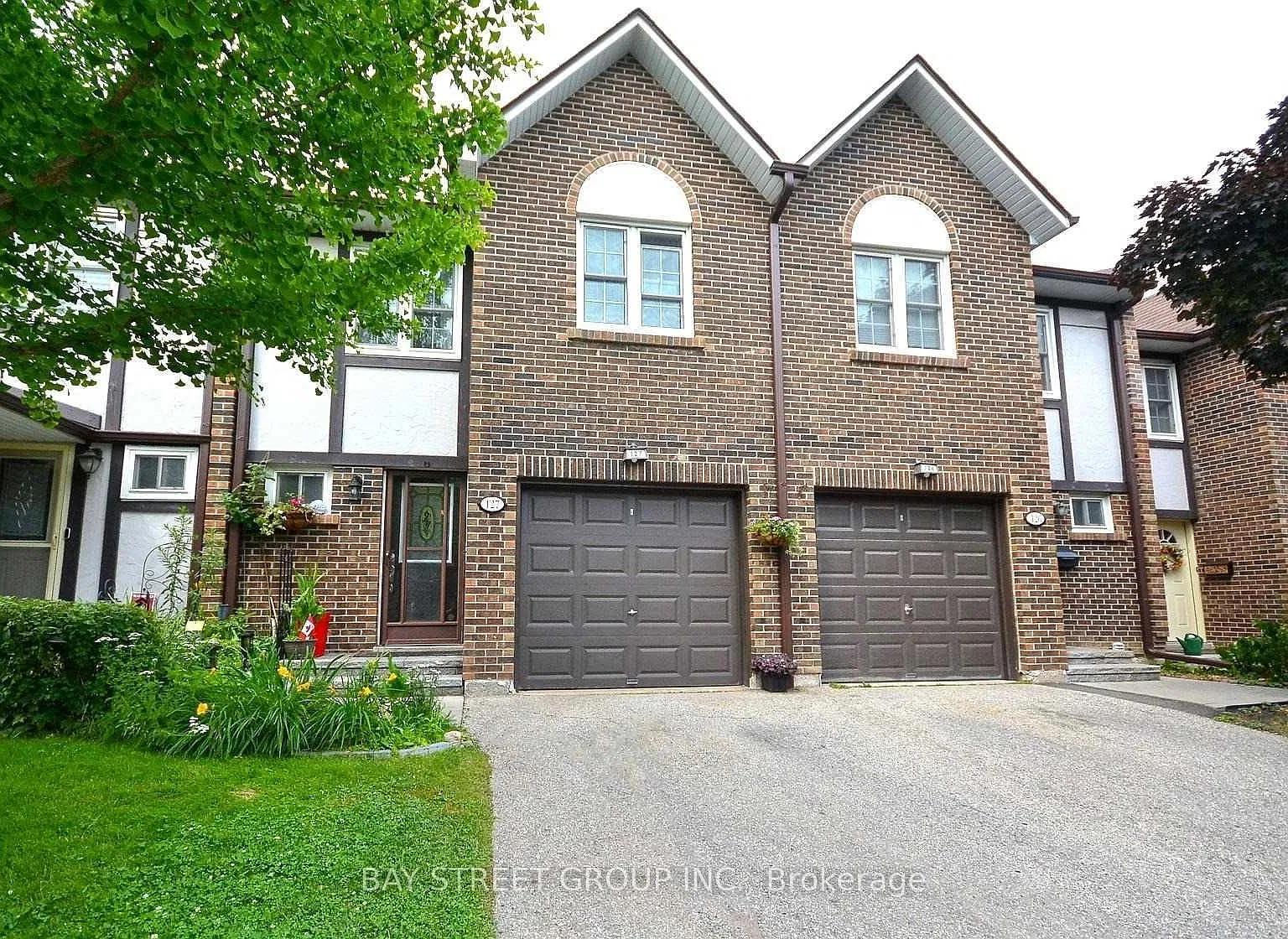 4 bed, $3,600 — Photo 1