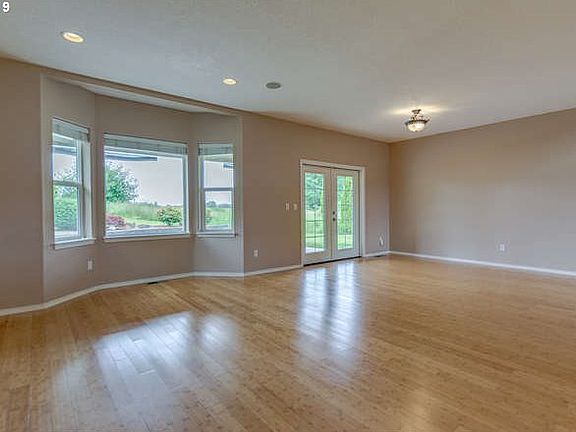 5th image of 14610 NE 160th Ave