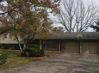 66 Doe Ct, Terre Haute, IN 47802