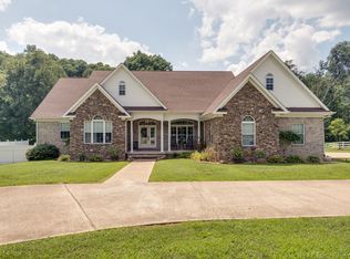640 Longbranch Rd, Hohenwald, TN 38462