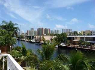 517 Arthur Godfrey Rd, Miami Beach, FL 33140