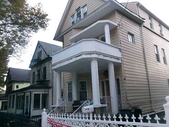 3rd image of 432 S 1st Ave