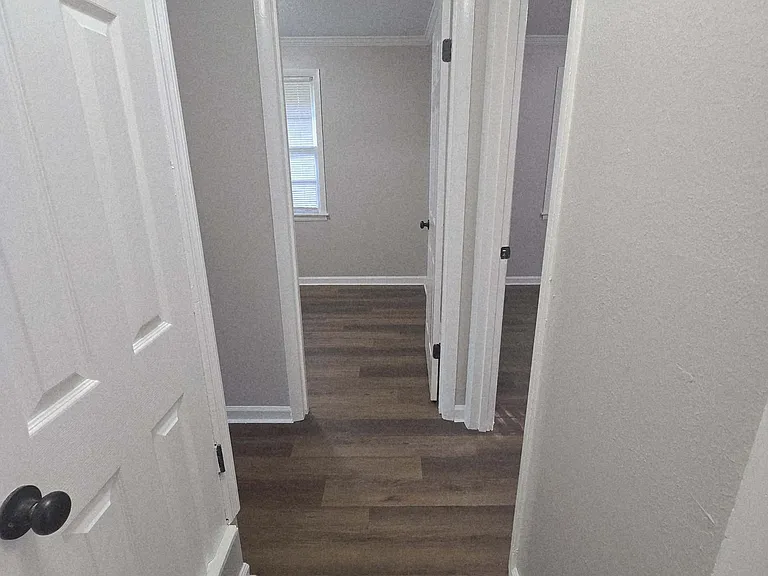 419 Tillman St — Photo 8
