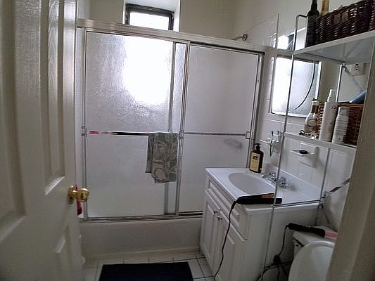 4th image of 450 Clinton Ave APT A4