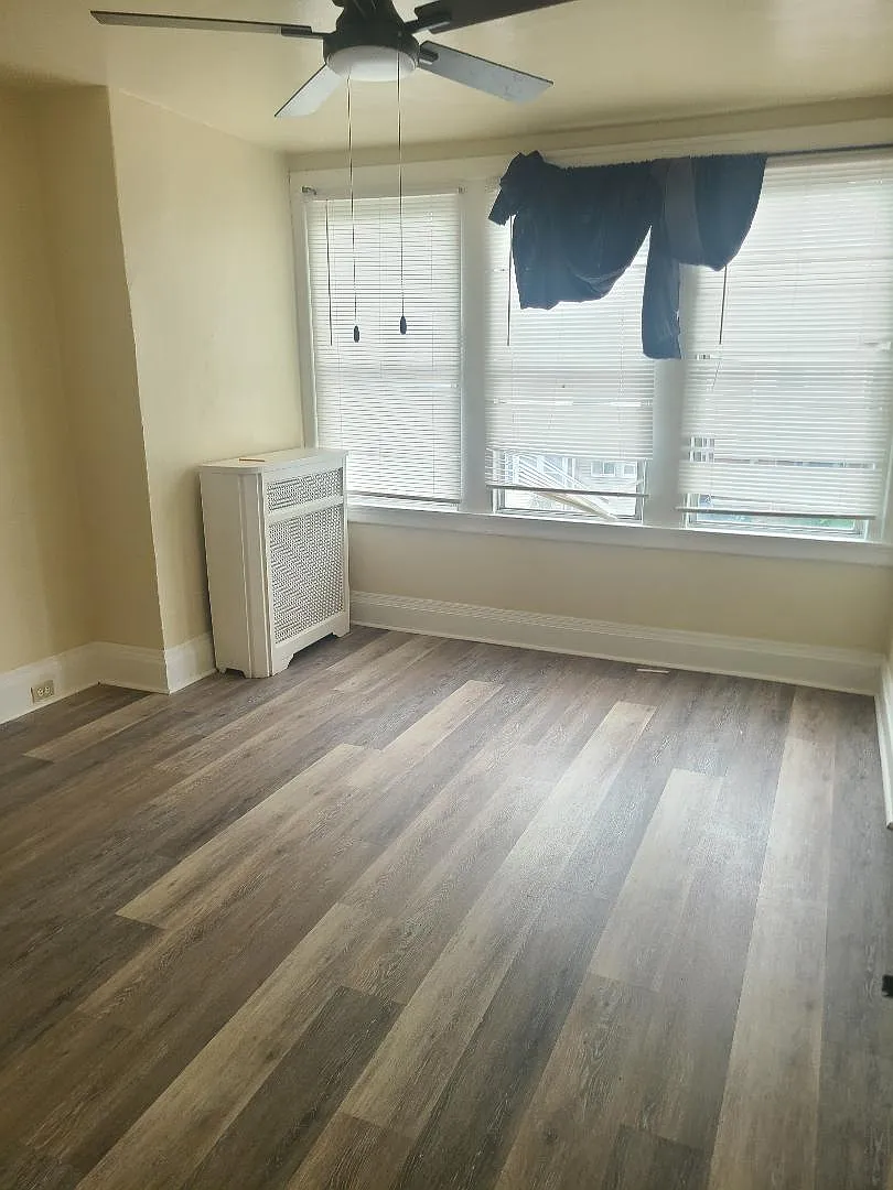 3 bed, 1140 sqft, $1,450 — Photo 3