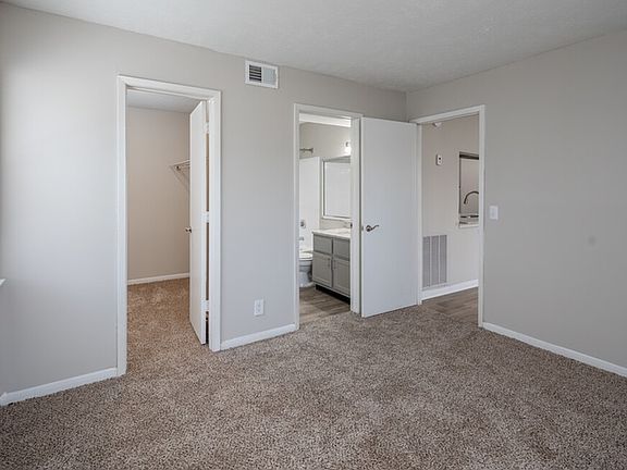 Brentwood Bedroom-Granite