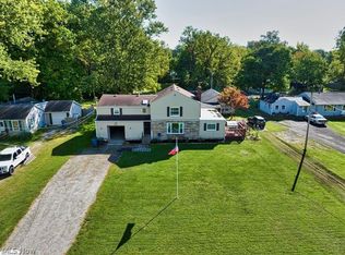 6919 Root Rd, North Ridgeville, OH 44039
