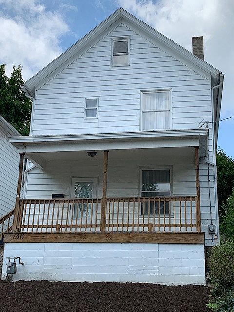 1st image of 746 Sidney St