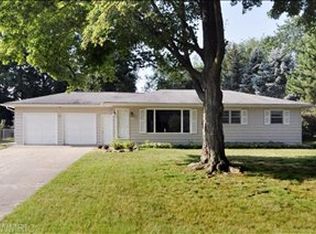 420 Gabardine Ave, Portage, MI 49002