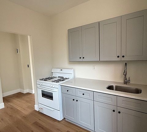 2nd image of 302 E 119th St APT 6C