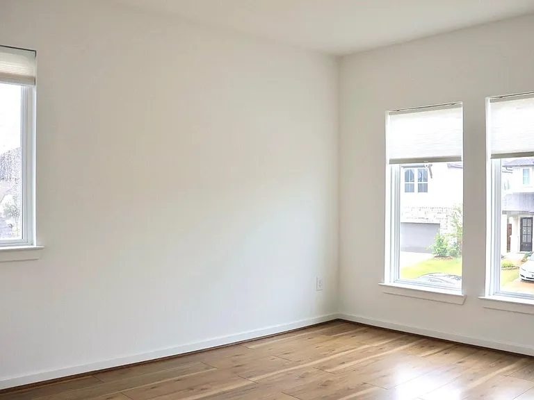 17631 Carnation Glen Dr — Photo 38