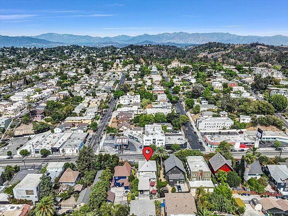 4th image of 1462 W Sunset Blvd