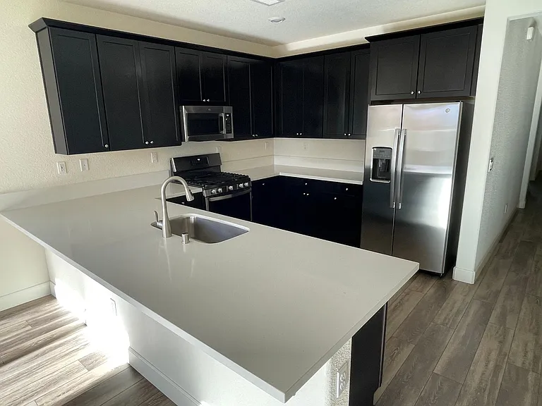 9772 Quartette Dr — Photo 2