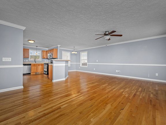 5th image of 3227 Westbrook Dr