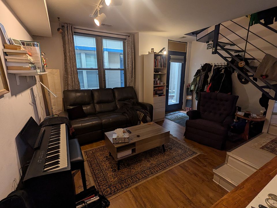 1st image of 101 N Blount St APT 301