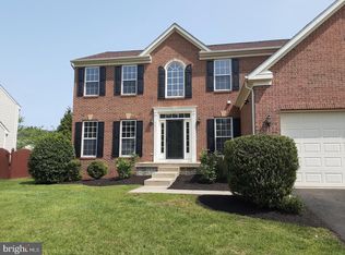 6677 Clarkes Meadow Dr, Bealeton, VA