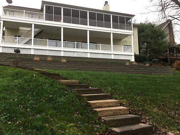 4th image of 20252 Matterhorn Dr
