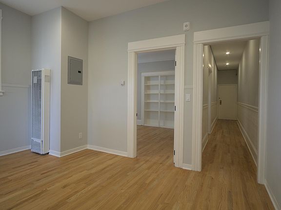 4th image of 324B Connecticut St #324B