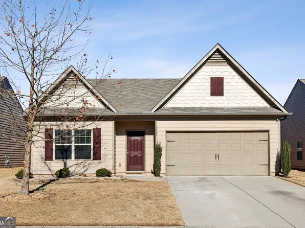 1061 Walnut Creek Cir, Pendergrass, GA 30567