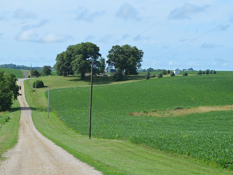 Only house on the road! 