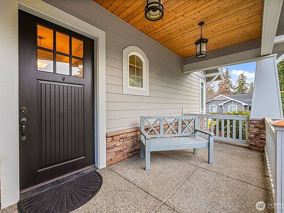 5th image of 13613 49th Avenue Ct NW