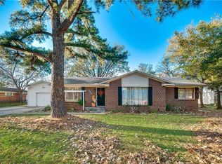 107 Brookhollow Dr, Terrell, TX 75160