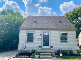 6169 Gilman St, Garden City, MI 48135