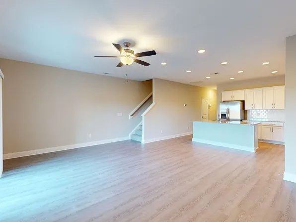 2608B Sailor Rose Ln, Winterville, NC 28590