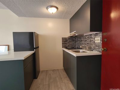 1560 Kanunu St APT 1316, Honolulu, HI, 96814