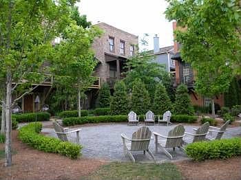 1st image of 713 Hammond Dr