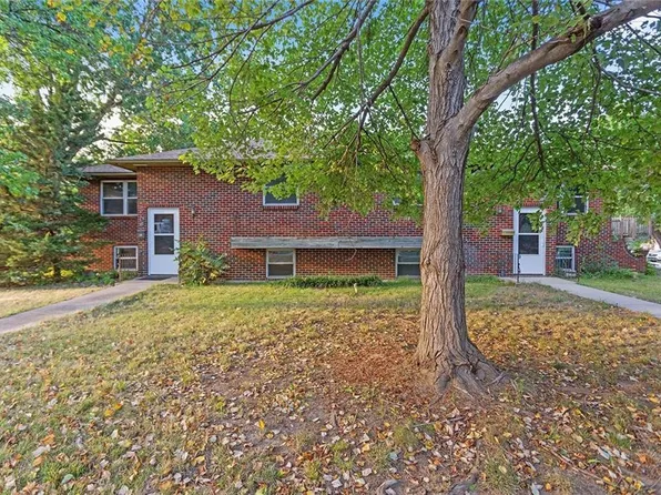 5204-5206 Edgehill Dr, Kansas City, KS 66106