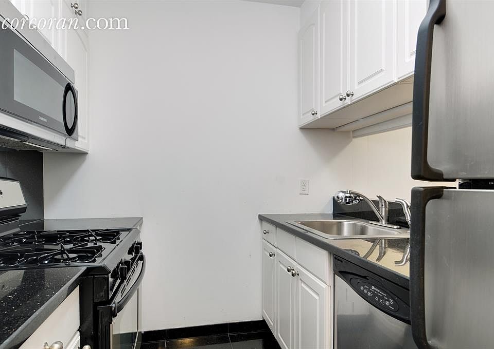 2nd image of 32 E 76th St APT 701