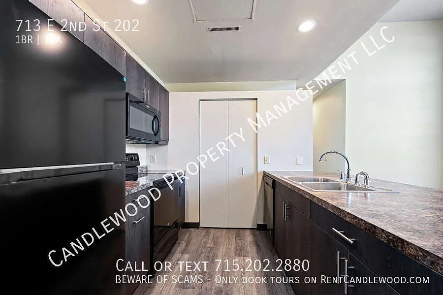 Historic, Unique, Timeless 1 Bedroom Available September 5th! — Photo 2