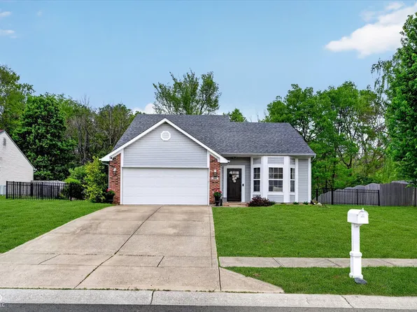 101 W New York St, Fortville, IN 46040