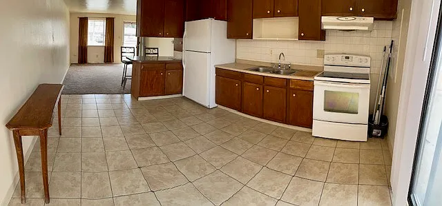 6763 W 58th Pl