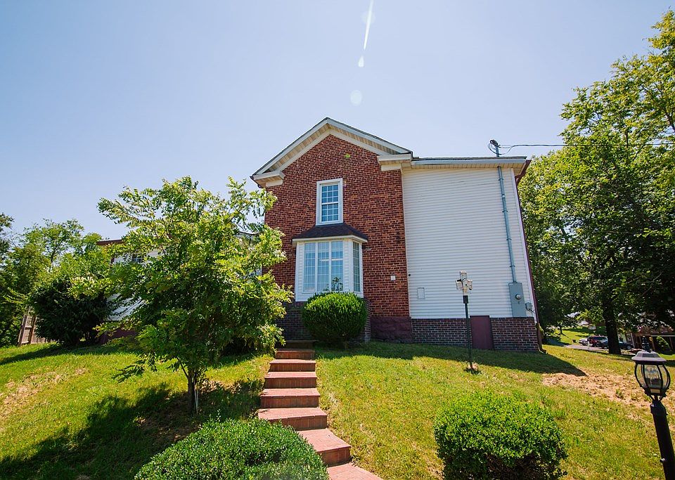 805 Memorial Dr, Castlewood, VA 24224 Zillow