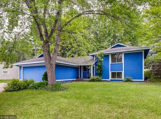 6730 Duck Lake Rd, Eden Prairie, MN 55346