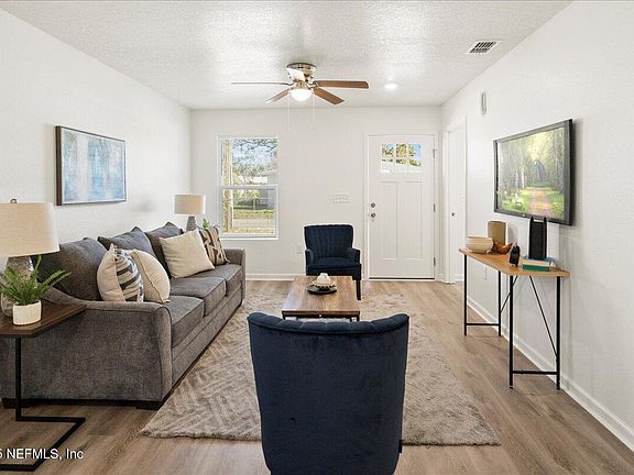 4th image of 1210 ACORN Street