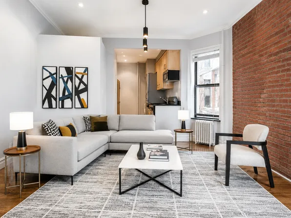 52 Barrow St APT 1W, New York, NY 10014