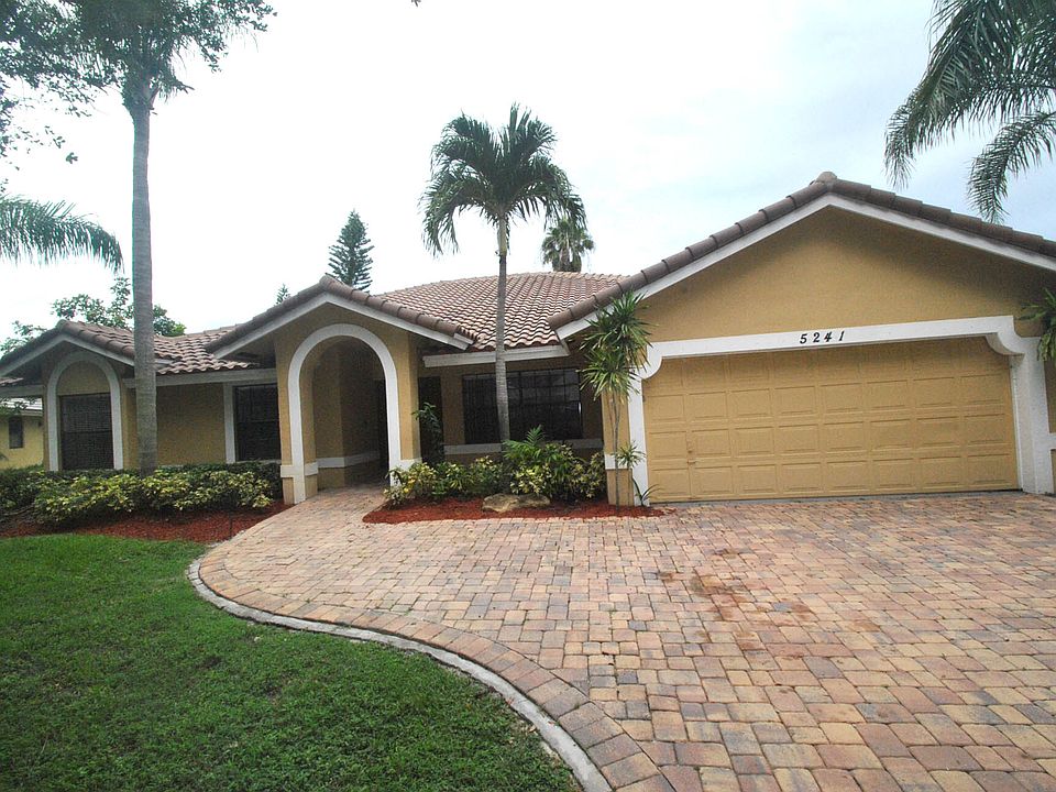 1st image of 5241 NW 90th Ter