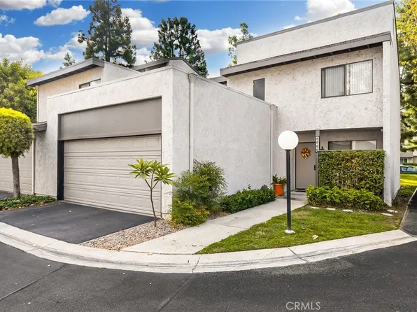 3008 E Via Taranto, Anaheim, CA 92806