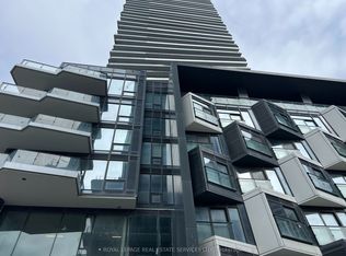 448 Burnhamthorpe Rd W #3702, Mississauga, ON L5B 0M5