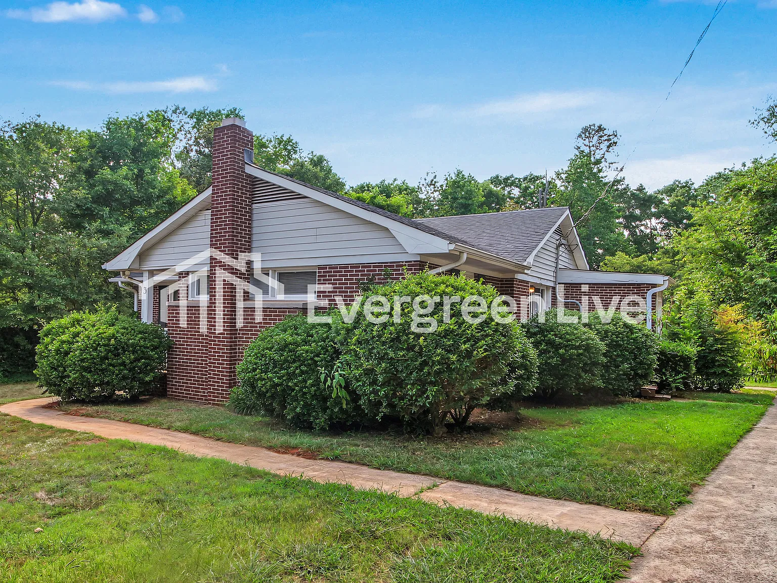 3 bed, 2.0 bath, 1200 sqft, $1,445 — Photo 2