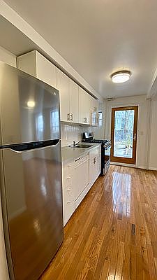 5th image of 31 W 130th St #2